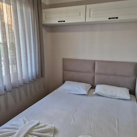 Apartman Marea Garden, - With Pool By Flat Mаnager Ravda