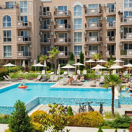 Marea Garden, - With Pool By Flat Mаnager ラヴダ