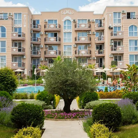 Marea Garden, - With Pool By Flat Mаnager * ラヴダ