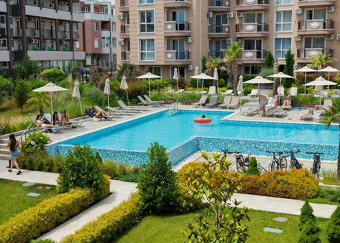 Marea Garden, - With Pool By Flat Mаnager Apartment